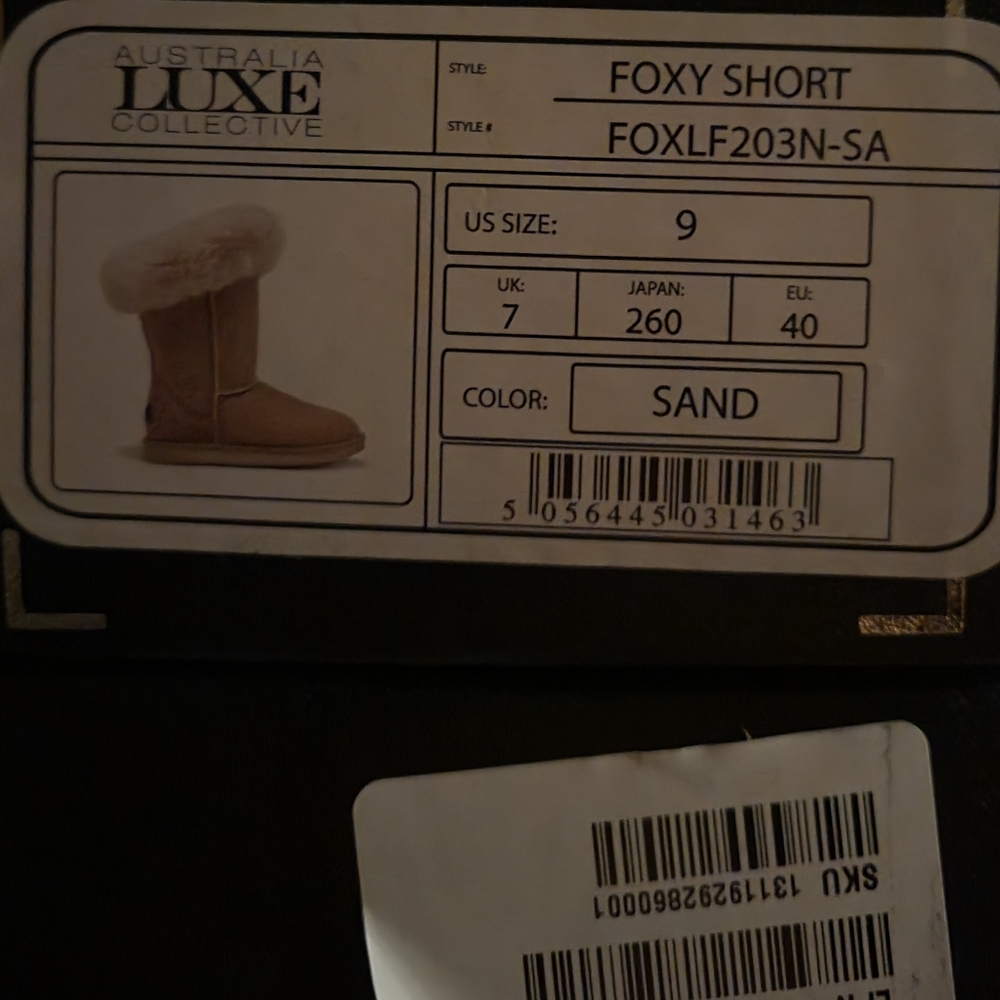 Australia Luxe Collective Foxy Short Size 9 - Picture 6 of 7